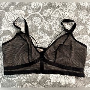 TORRID fishnet bra with liner 2X